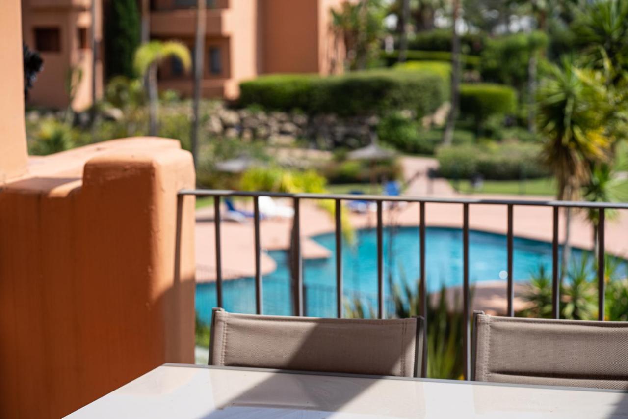 El Sol Sotoserena 2 Bedroom Apartment Estepona Exterior foto